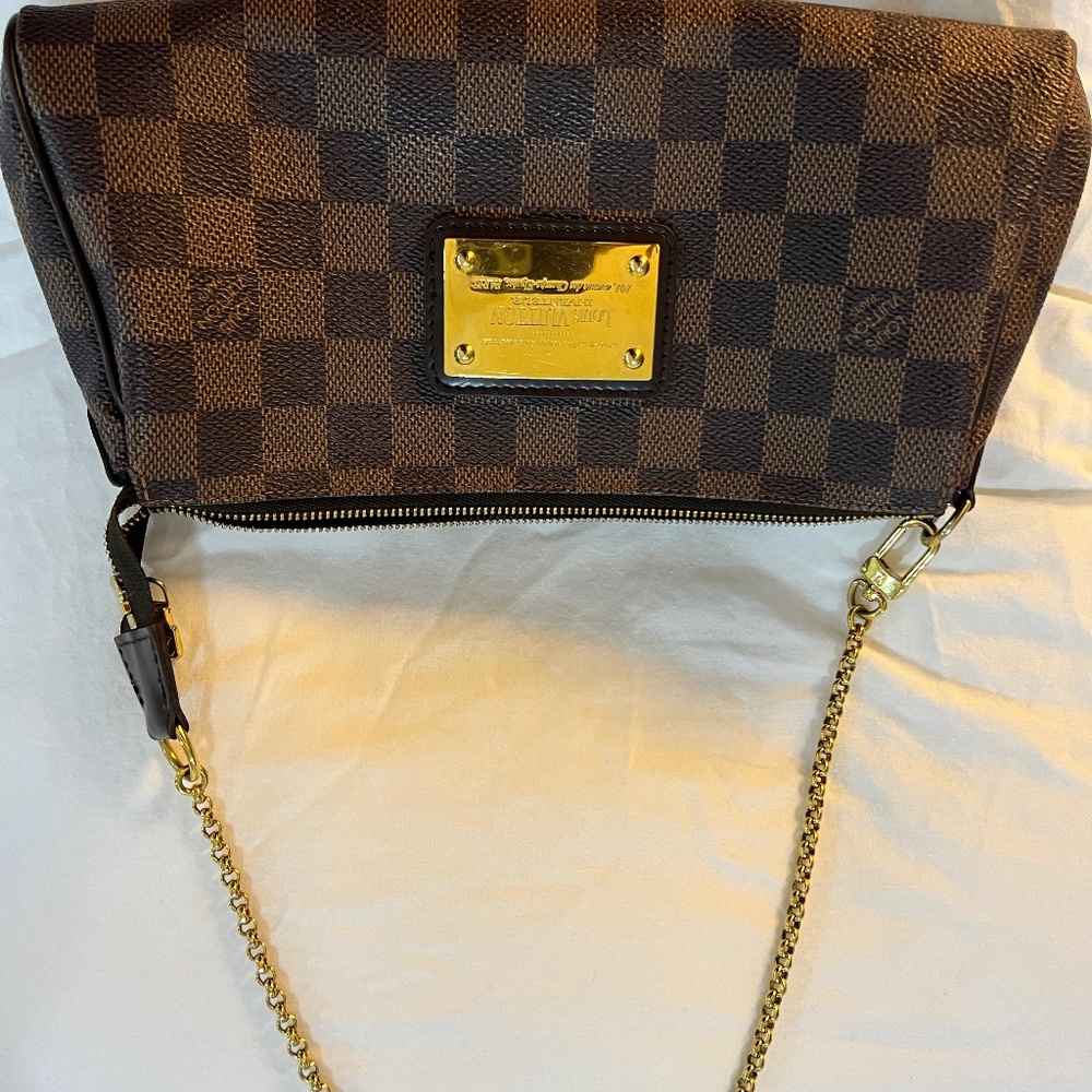 Louis Vuitton Eva Damier